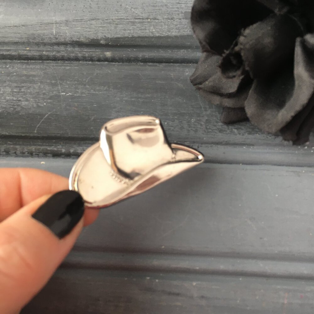 Cowboy Hat Button Clip - Picture 3 of 8